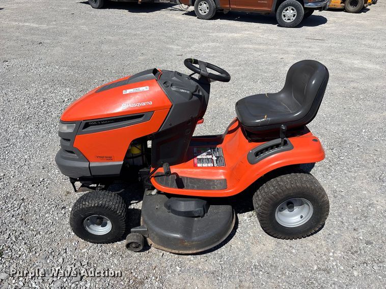 image for item FC4649 Husqvarna YTH21K46 lawn mower