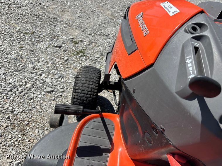image for item FC4649 Husqvarna YTH21K46 lawn mower