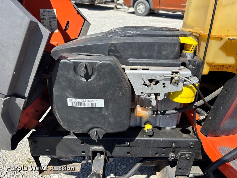 image for item FC4649 Husqvarna YTH21K46 lawn mower