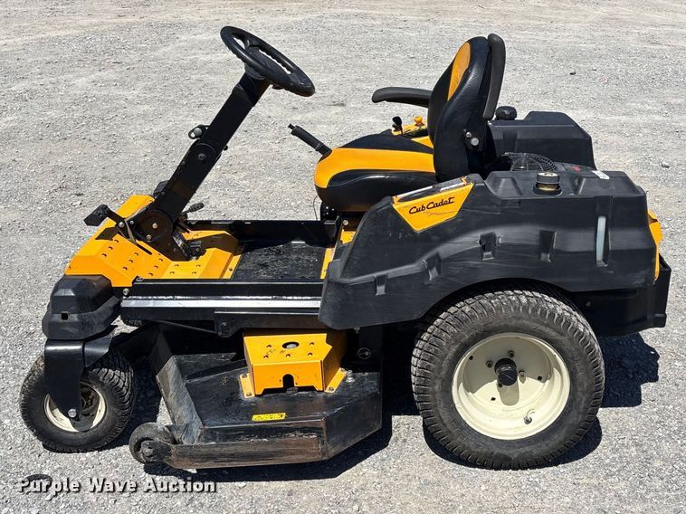 image for item FC4650 Cub cadet Z - force SX lawn mower