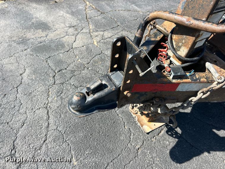 image for item FC5370 2019 Rice equipment trailer