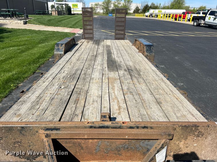 image for item FC5370 2019 Rice equipment trailer