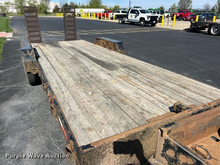 image for item FC5370 2019 Rice equipment trailer