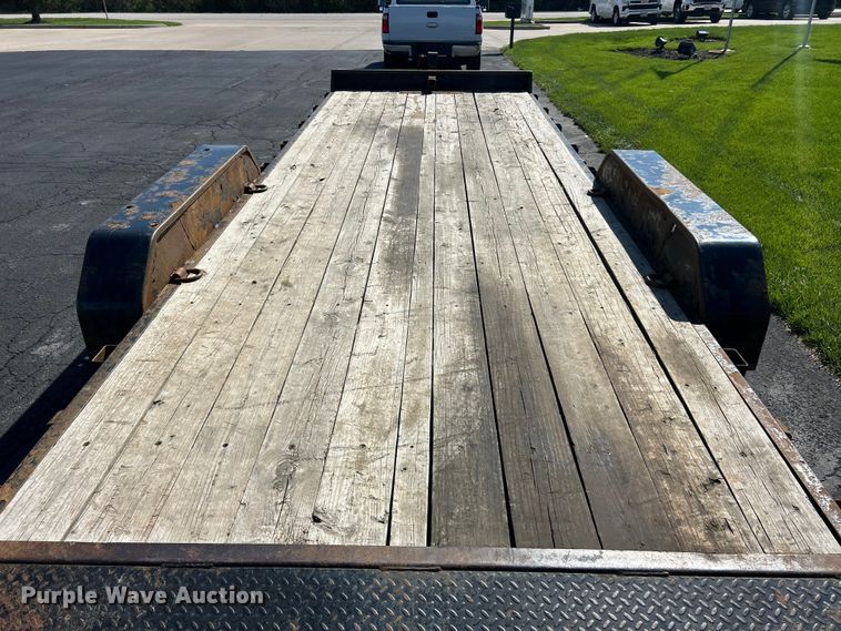 image for item FC5370 2019 Rice equipment trailer