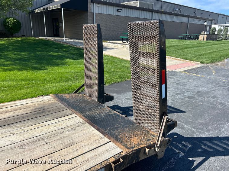 image for item FC5370 2019 Rice equipment trailer