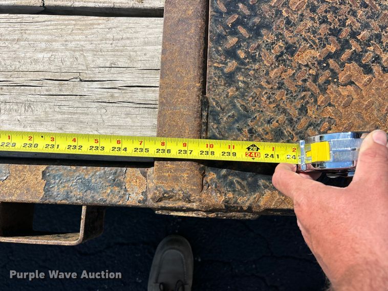 image for item FC5370 2019 Rice equipment trailer