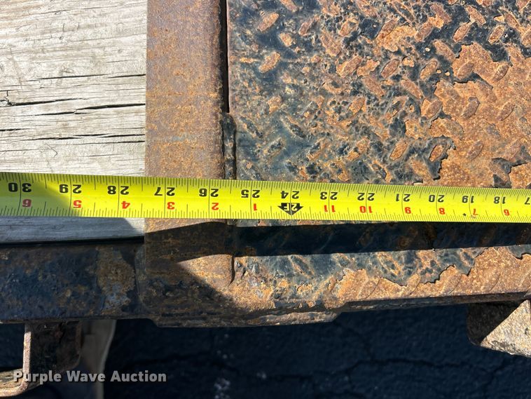 image for item FC5370 2019 Rice equipment trailer