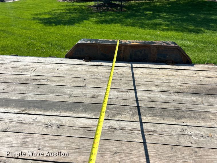 image for item FC5370 2019 Rice equipment trailer