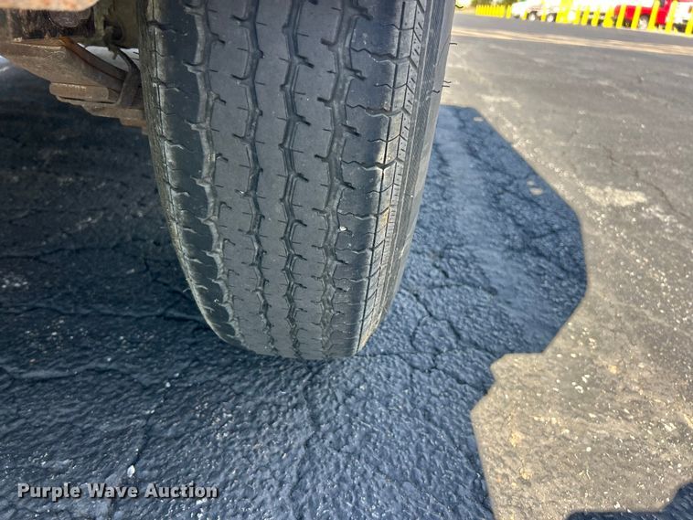 image for item FC5370 2019 Rice equipment trailer