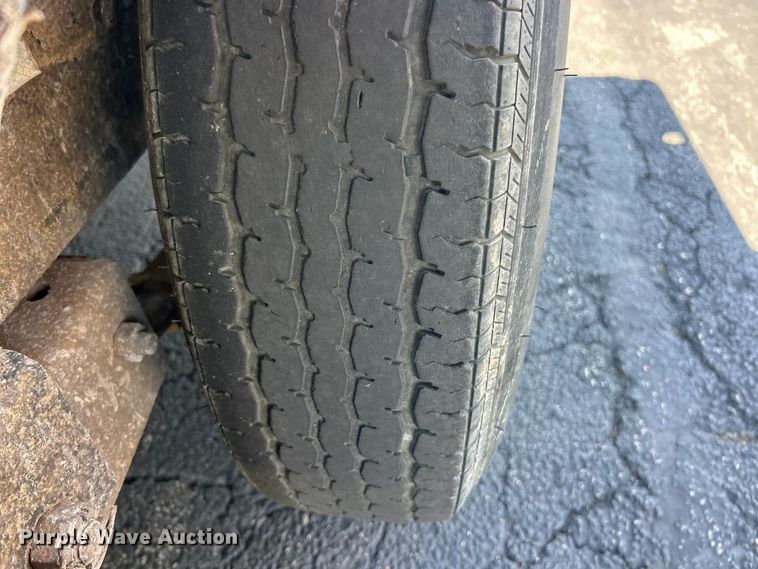 image for item FC5370 2019 Rice equipment trailer