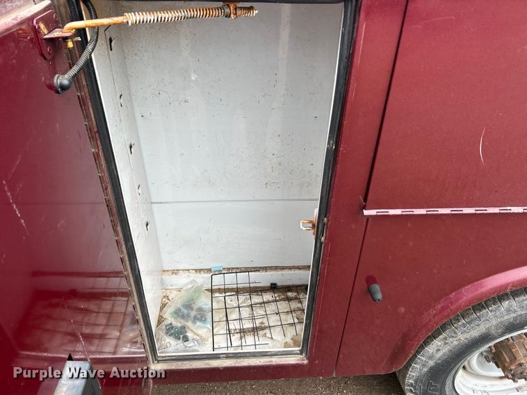 image for item FC5416 2017 Ford E350 Super Duty utility van
