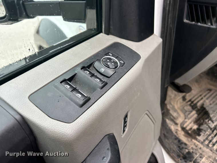 image for item FC5460 2020 Ford F550 Super Duty XL flatbed truck
