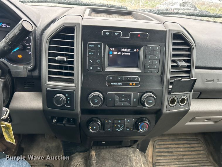 image for item FC5460 2020 Ford F550 Super Duty XL flatbed truck