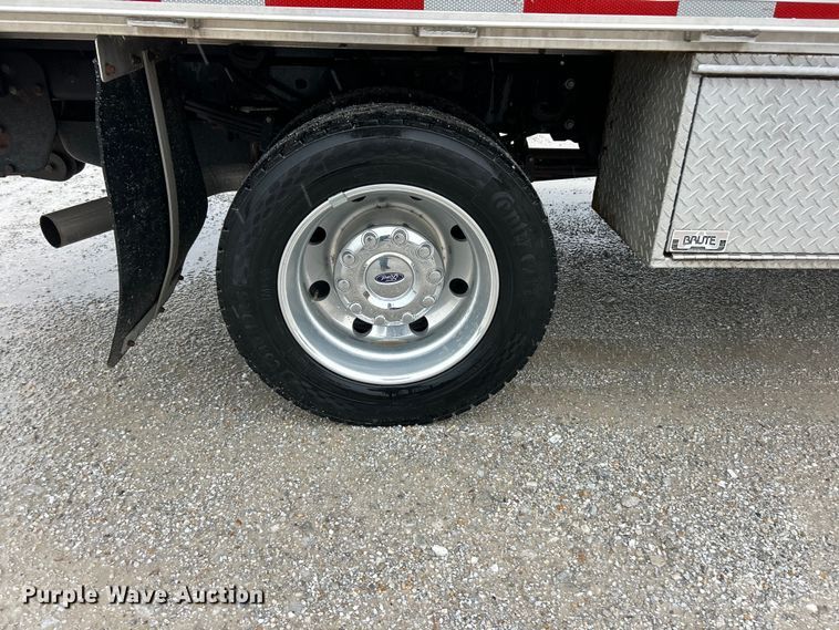 image for item FC5460 2020 Ford F550 Super Duty XL flatbed truck