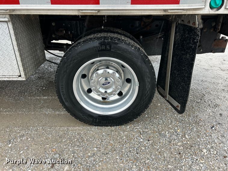 image for item FC5460 2020 Ford F550 Super Duty XL flatbed truck