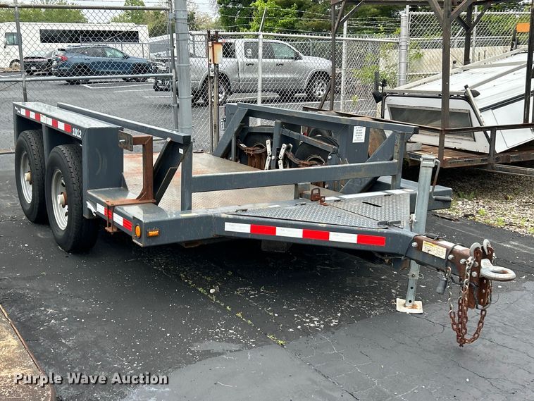 image for item FC5464 2013 JLG Trailer  1012 equipment trailer