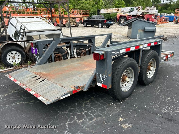 image for item FC5464 2013 JLG Trailer  1012 equipment trailer