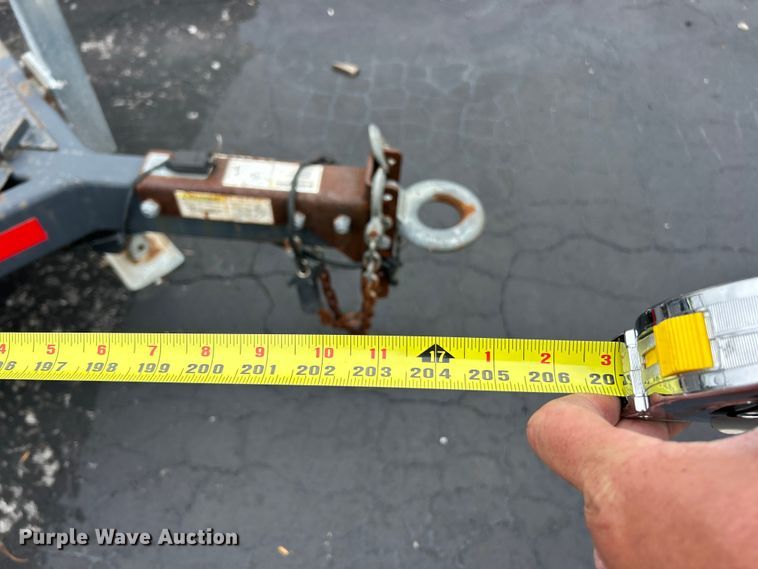 image for item FC5464 2013 JLG Trailer  1012 equipment trailer
