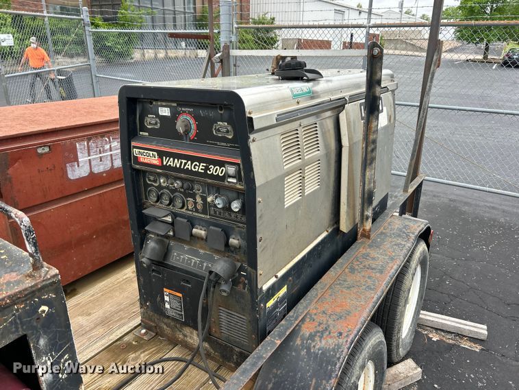 image for item FC5465 2005 Retco utility trailer