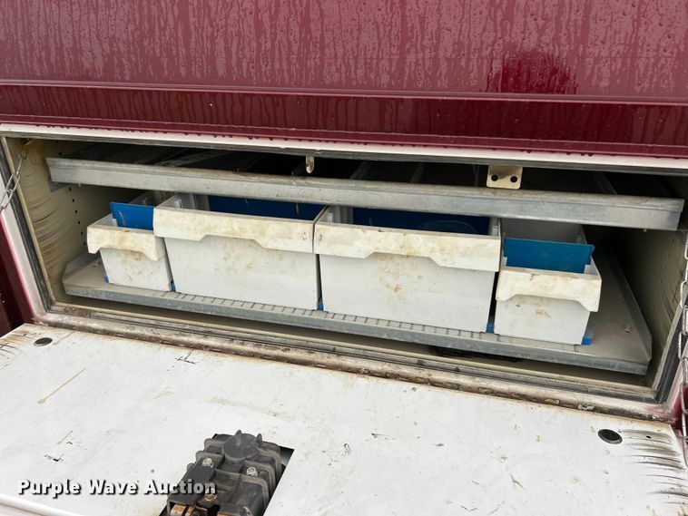 image for item FC5471 2013 Ford F350 Super Duty utility bed pickup truck