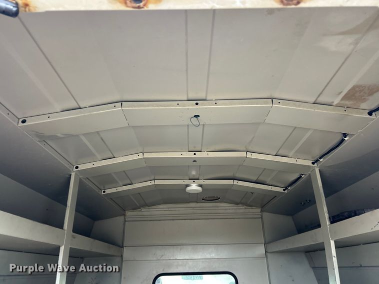 image for item FC5471 2013 Ford F350 Super Duty utility bed pickup truck