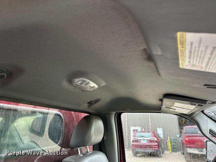 image for item FC5471 2013 Ford F350 Super Duty utility bed pickup truck