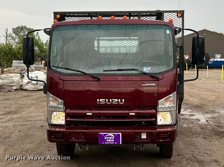 image for item FC5472 2015 Isuzu NPR HD flatbed truck