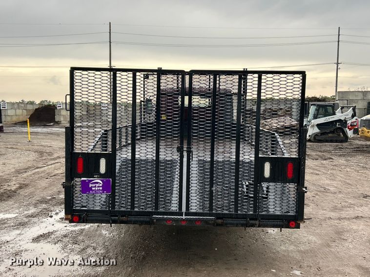 image for item FC5472 2015 Isuzu NPR HD flatbed truck