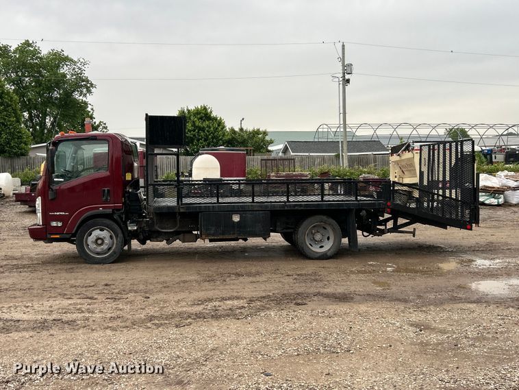 image for item FC5472 2015 Isuzu NPR HD flatbed truck
