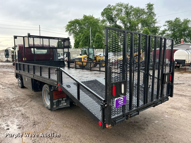 image for item FC5472 2015 Isuzu NPR HD flatbed truck