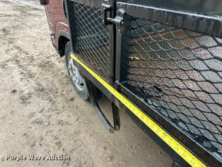 image for item FC5472 2015 Isuzu NPR HD flatbed truck