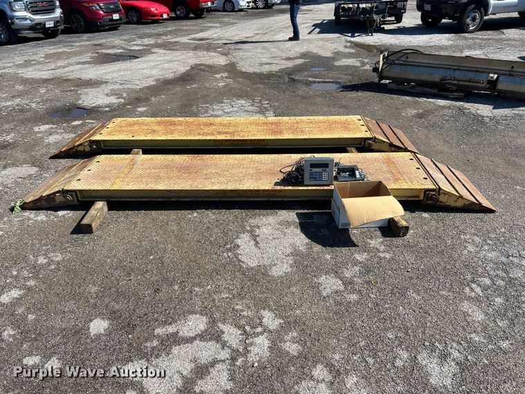 image for item FC5473 GSE 560 portable truck scale
