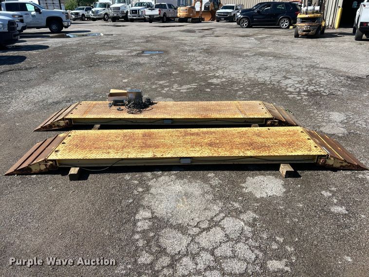 image for item FC5473 GSE 560 portable truck scale