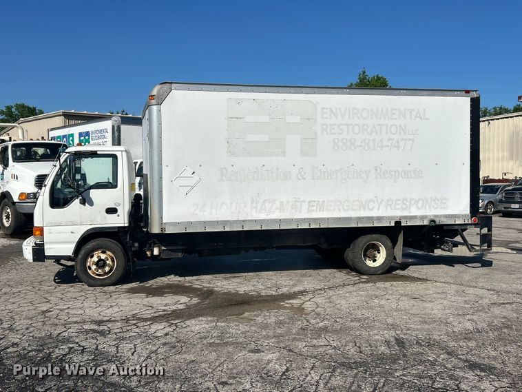 image for item FC5475 2005 Isuzu NPR-HD box truck