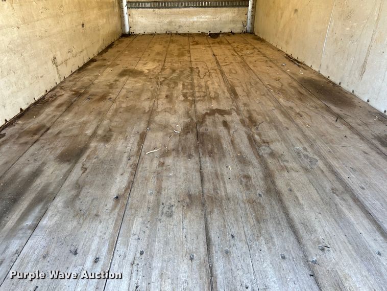 image for item FC5475 2005 Isuzu NPR-HD box truck