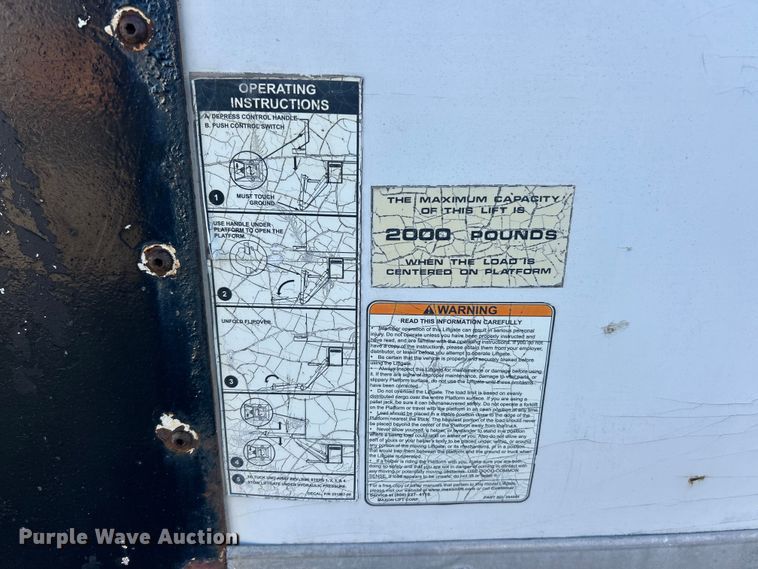 image for item FC5475 2005 Isuzu NPR-HD box truck