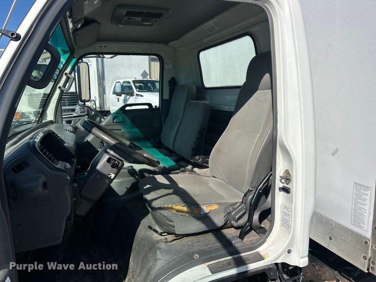 image for item FC5475 2005 Isuzu NPR-HD box truck