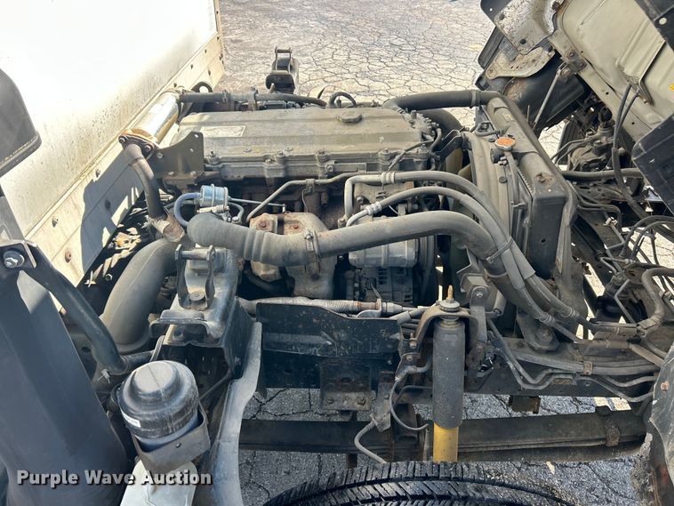 image for item FC5475 2005 Isuzu NPR-HD box truck