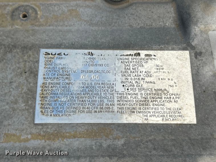 image for item FC5475 2005 Isuzu NPR-HD box truck