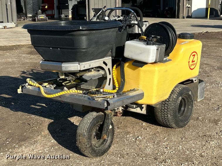 LT Rich Products Z Spray spreader