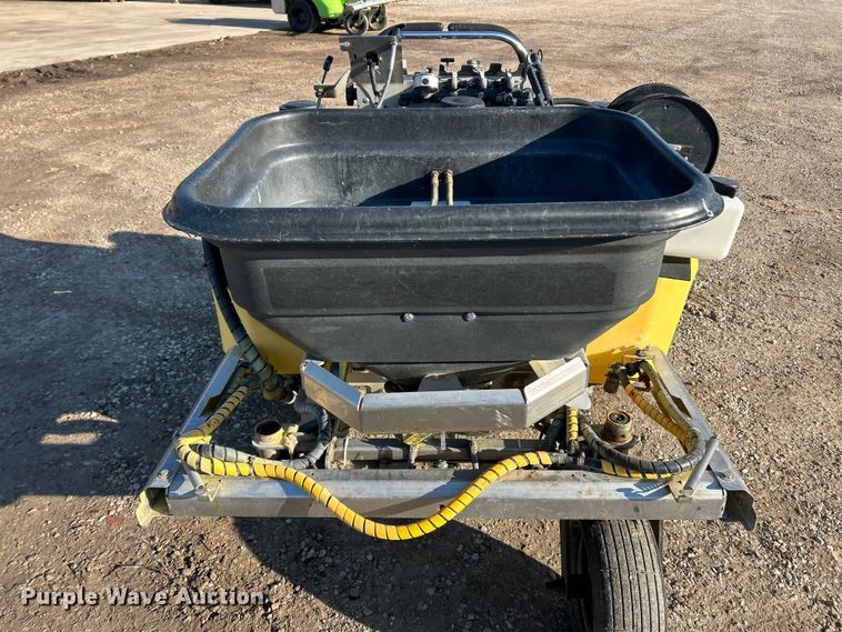 image for item FC5487 LT Rich Products Z Spray spreader