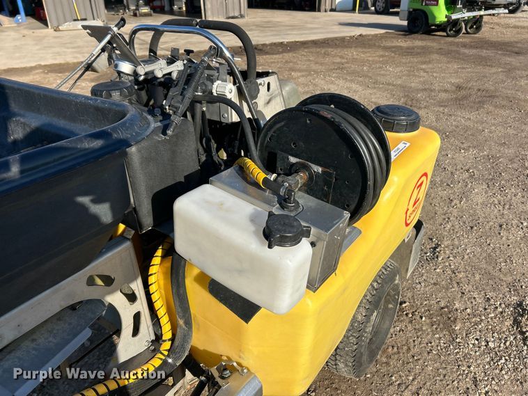 image for item FC5487 LT Rich Products Z Spray spreader