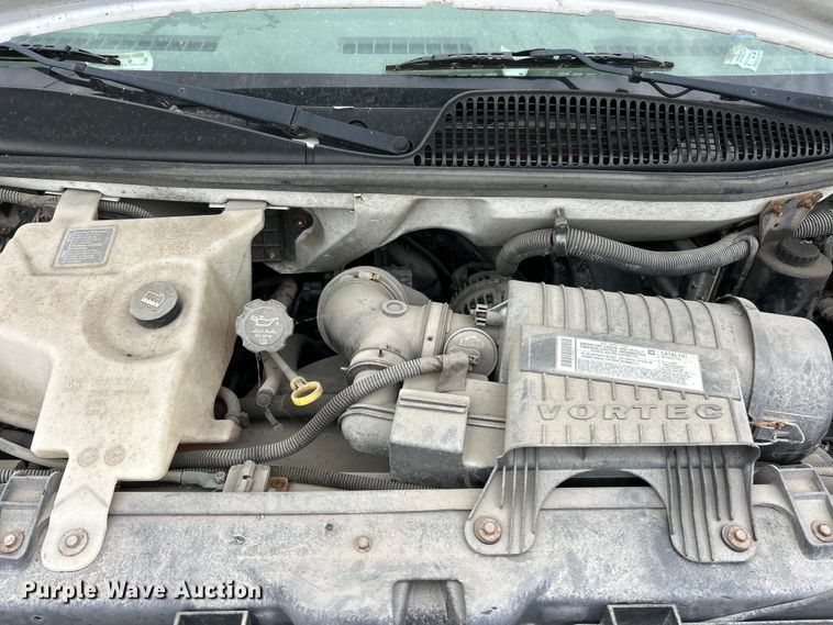 image for item FC5497 2007 Chevrolet Express box truck