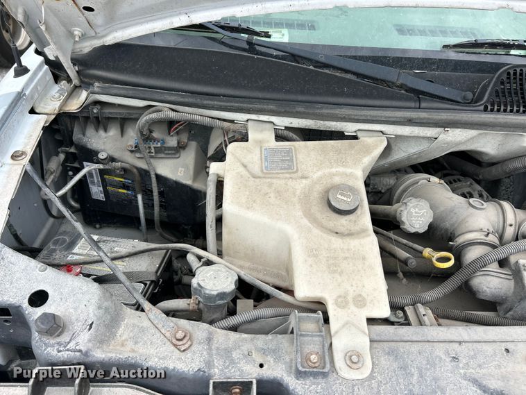 image for item FC5497 2007 Chevrolet Express box truck