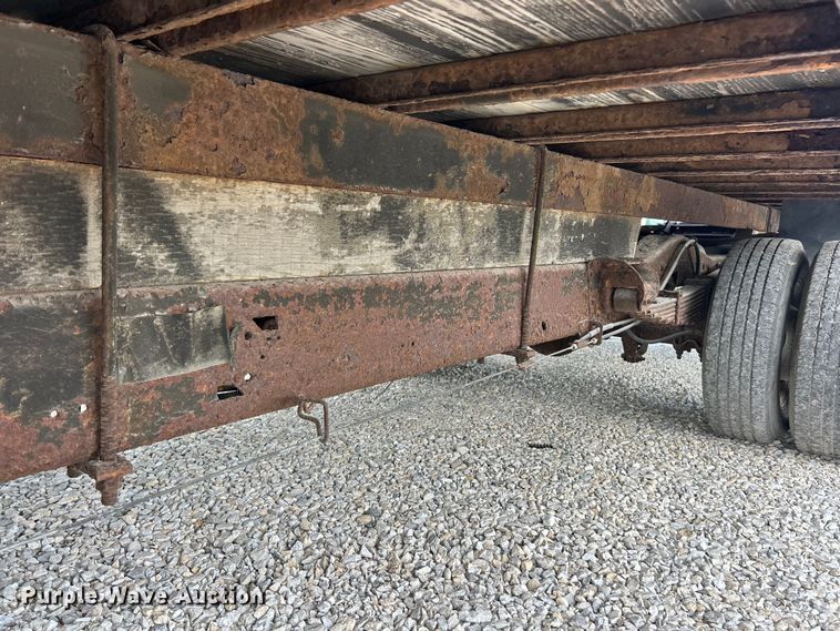image for item FC5497 2007 Chevrolet Express box truck