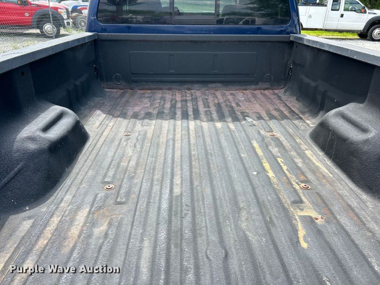 image for item FC5499 2008 Ford F350 Super Duty Crew Cab pickup truck