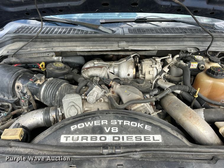 image for item FC5499 2008 Ford F350 Super Duty Crew Cab pickup truck