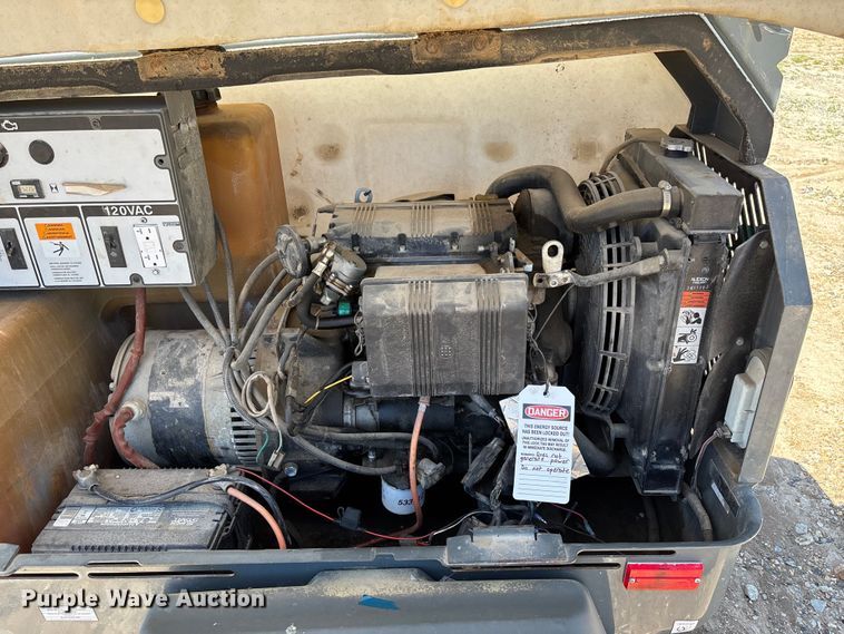 image for item FC5576 2010 Wacker Neuson LTN6 light plant