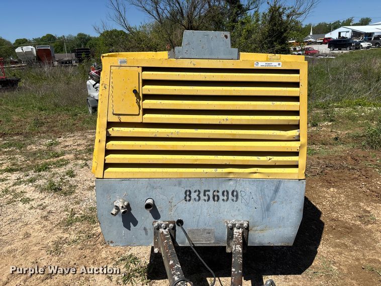 image for item FC5577 2010 Atlas Copco XAS 375 T3 RSC air compressor