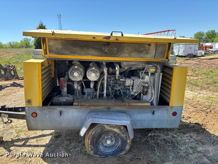 image for item FC5577 2010 Atlas Copco XAS 375 T3 RSC air compressor